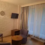 アパート Alpine Near *