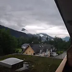 アパート Alpine Near バート・イシュル